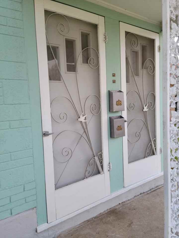 1528 Steves Ave #1 - Photo 3 of 31