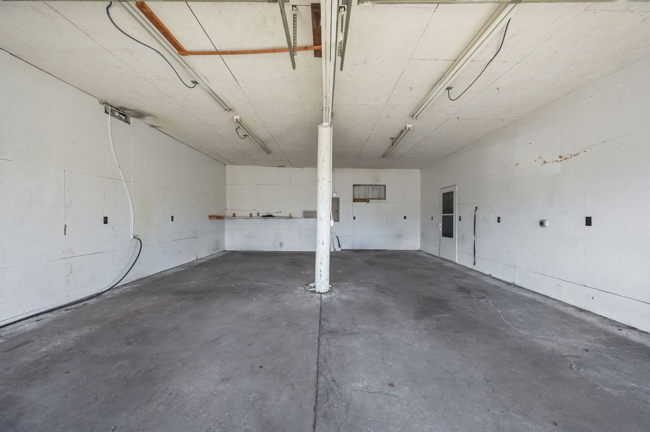 5382 P&I-5382 North Dupont Highway-Units G&H - 1 #1 - Photo 5 of 21