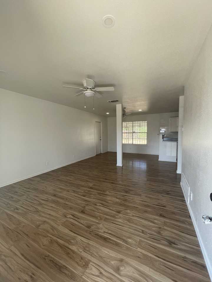 179 Shadow Valley #1 - Photo 5 of 24