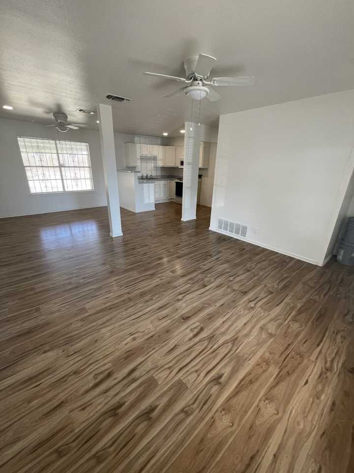 179 Shadow Valley #1 - Photo 7 of 24