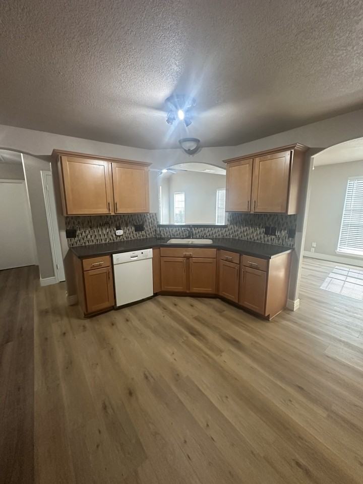 701 Meadow Top Drive #1 - Photo 6 of 35