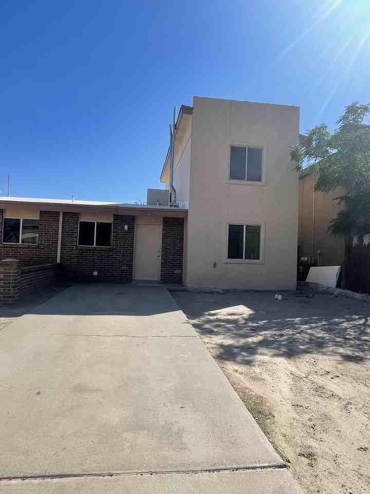 864 Barandal Drive #1