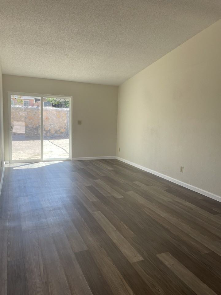 866 Barandal Dr #1 - Photo 2 of 12