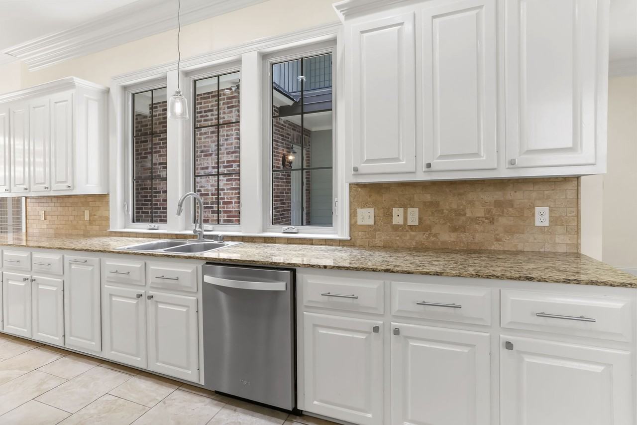 2437 Fiero St #1 - Photo 4 of 21