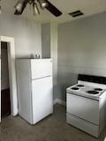 742 W King St #1 - Photo 2 of 11