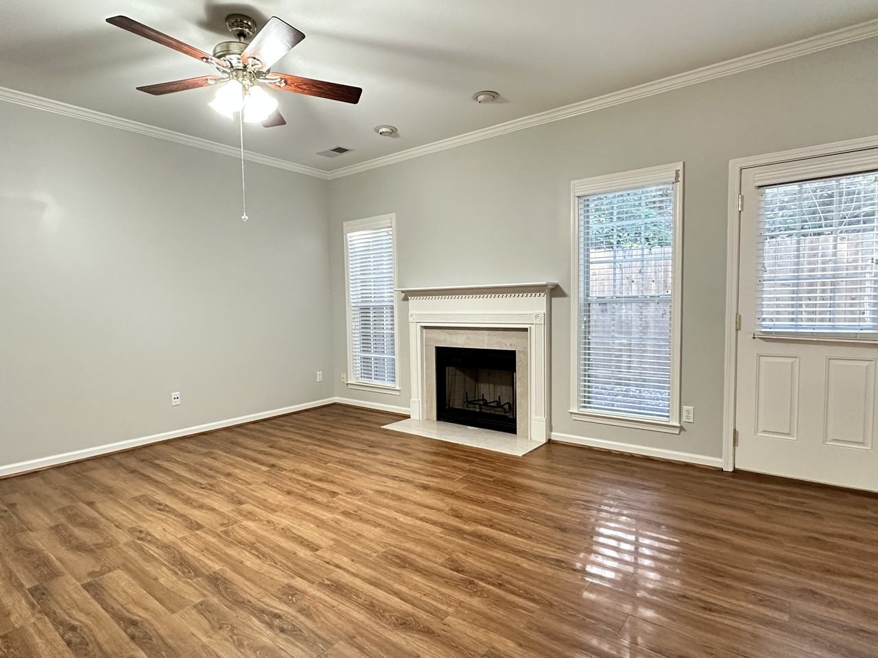 525 Hackberry Ridge Cove #1 - Photo 3 of 24