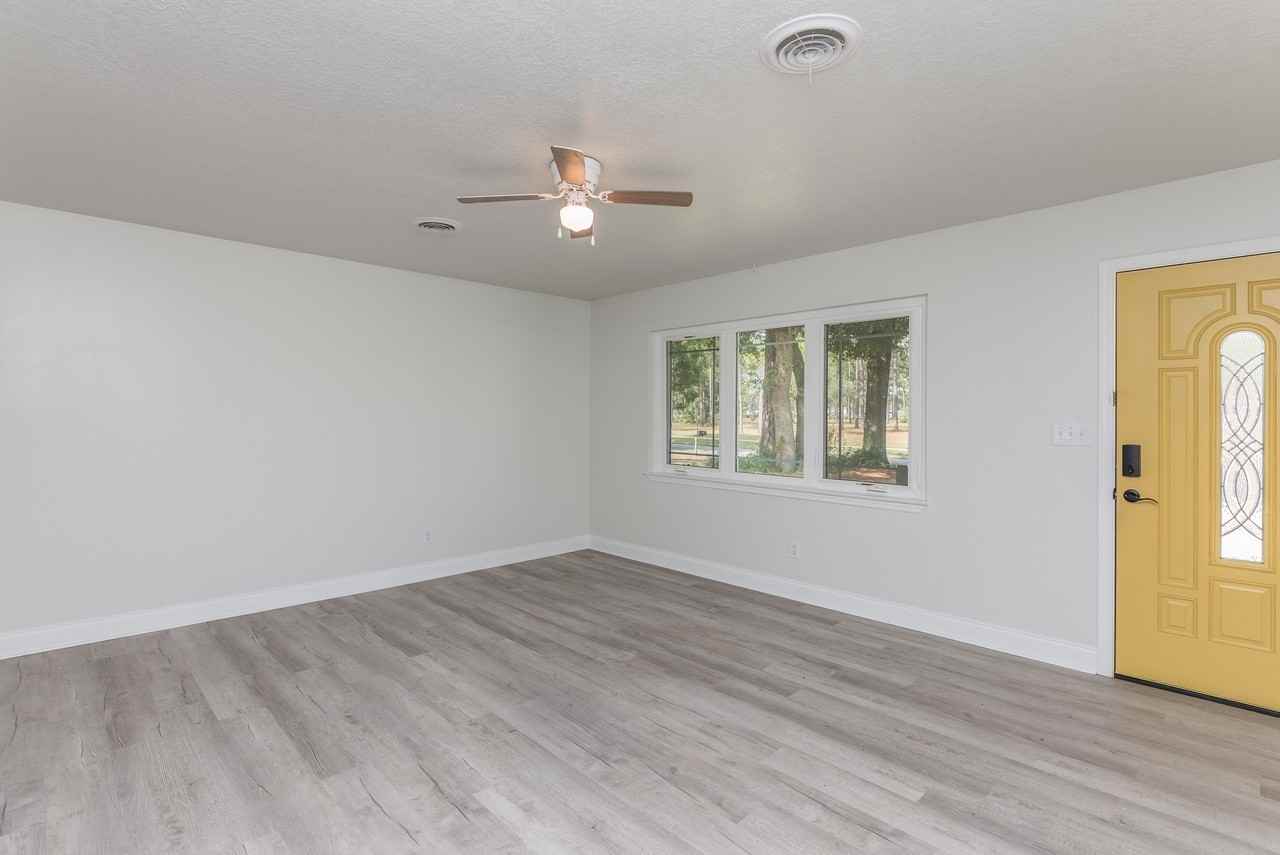 3995 Tom Lane Dr #1 - Photo 3 of 30