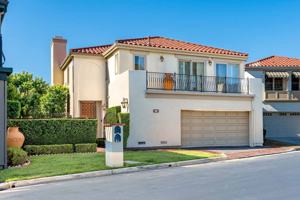 featured image of 369 Avenida Granada #1