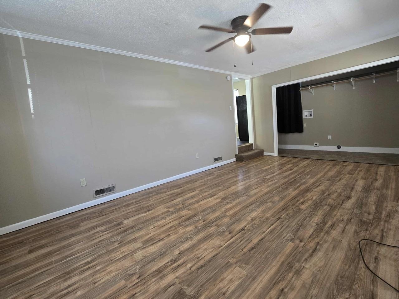 406 North College Street #1 - Photo 6 of 10