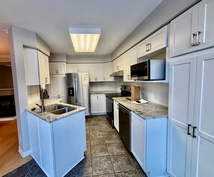 202 Forestglade Crescent - Photo 5 of 14