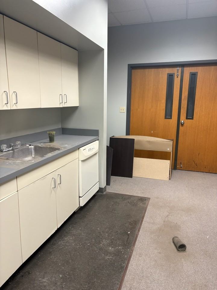 1675 Niagara Street #7 - Photo 2 of 13