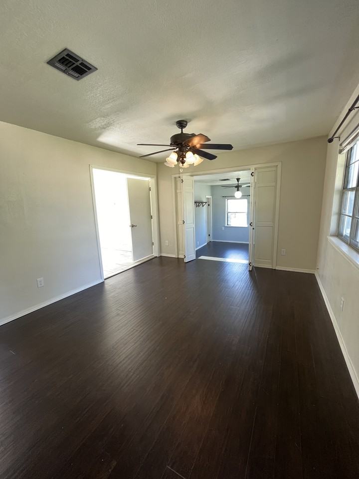 808 North Wolfe Lane #1 - Photo 2 of 16