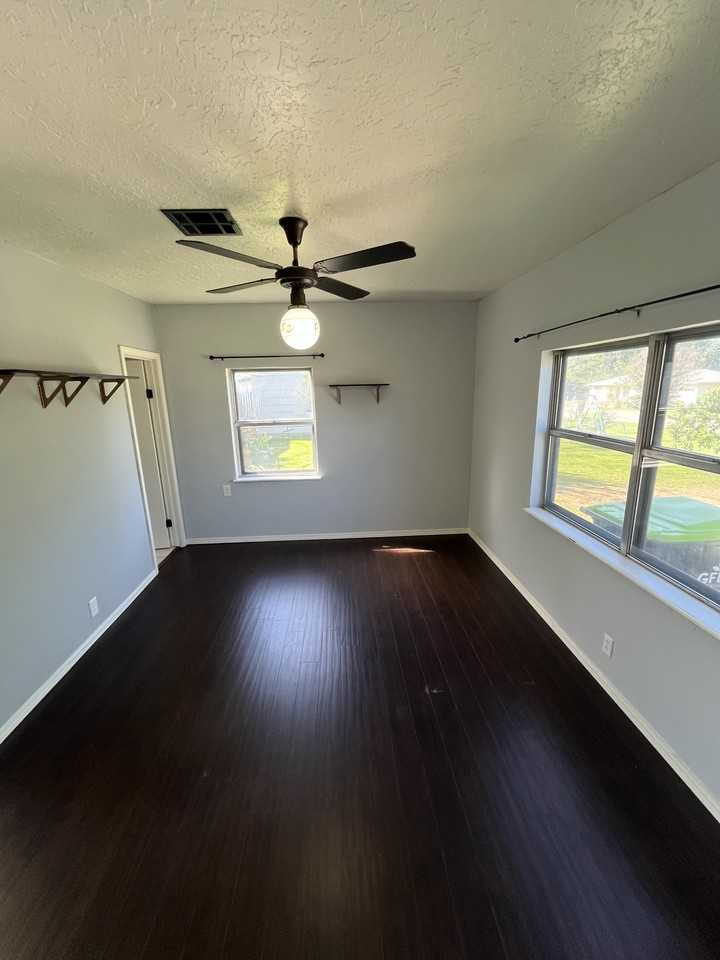 808 North Wolfe Lane #1 - Photo 3 of 16