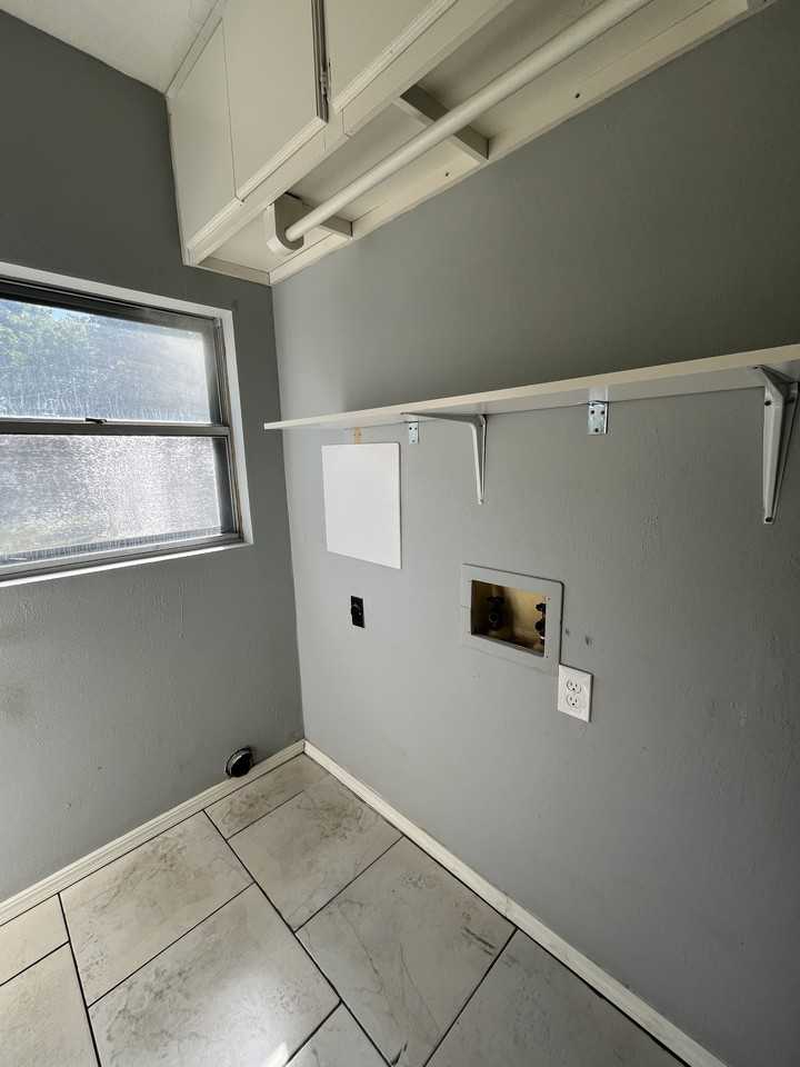 808 North Wolfe Lane #1 - Photo 5 of 16