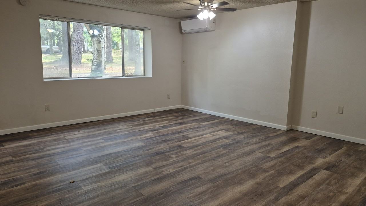 1265 Northeast Hogan Place #1265 - Photo 2 of 15