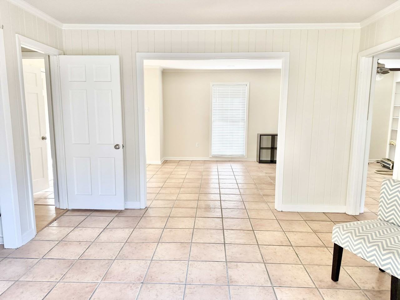 4647 Loyola Dr #1 - Photo 5 of 15