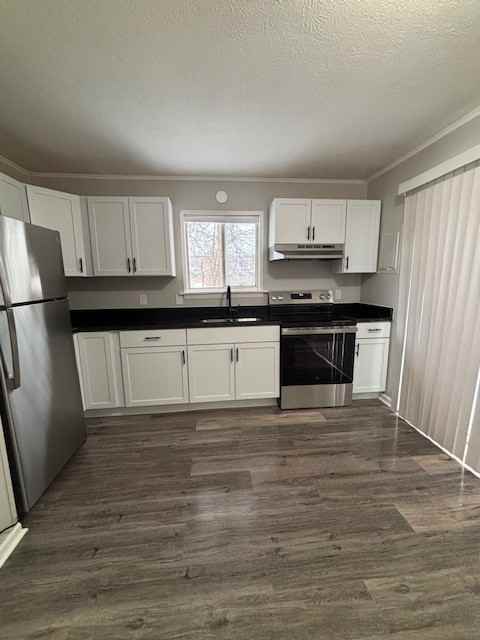 1515 Broadway #1515 - Photo 2 of 9