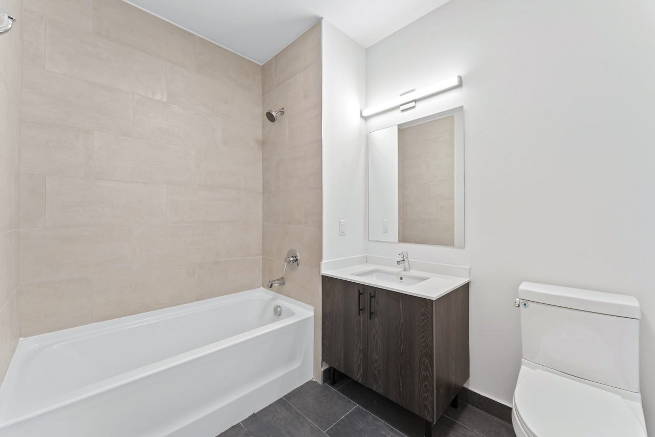 49 South Day Street #302 - Photo 6 of 17