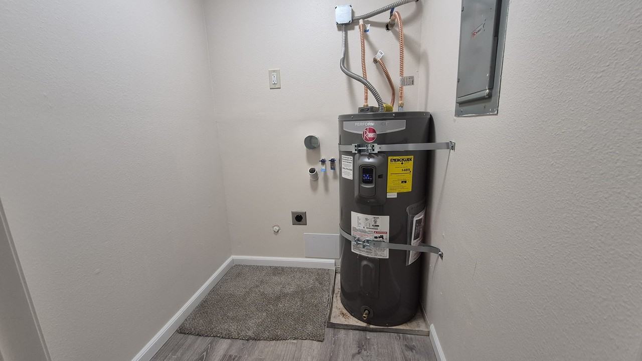 5327 Southwest Multnomah Boulevard #5327 - Photo 6 of 14