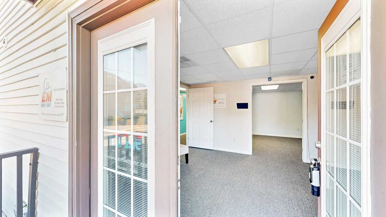 383 W North St #A - Photo 2 of 22