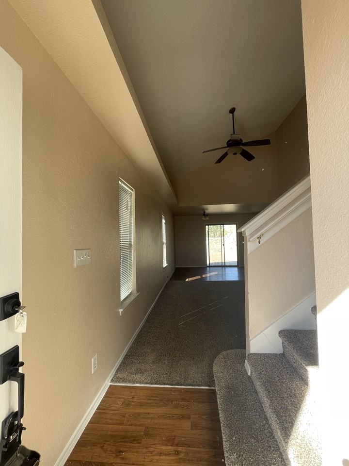 3425 Scarlet Point Dr #1 - Photo 3 of 21