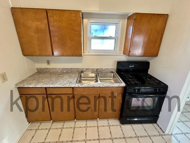 1202 3rd Avenue Southwest #1 - Photo 3 of 13