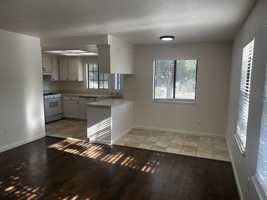 featured image of 122 West 5th Street #122