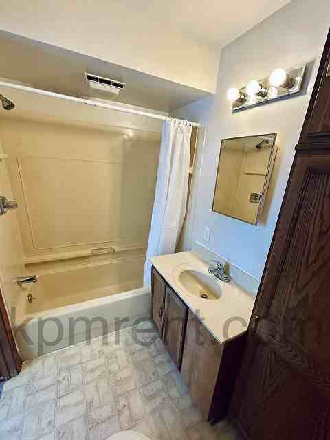 606 5th Pl Se #1 - Photo 6 of 15