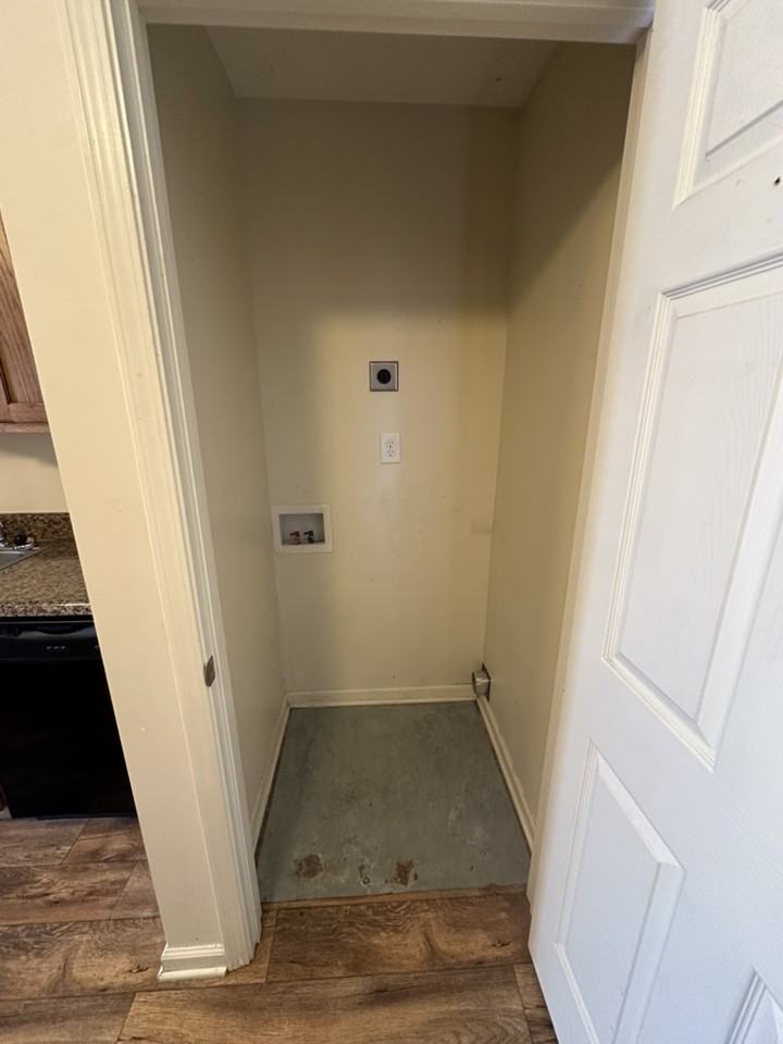120 Ezra Ct #A - Photo 3 of 6