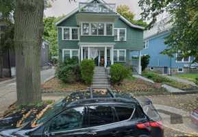 featured image of 17 Moraine Street