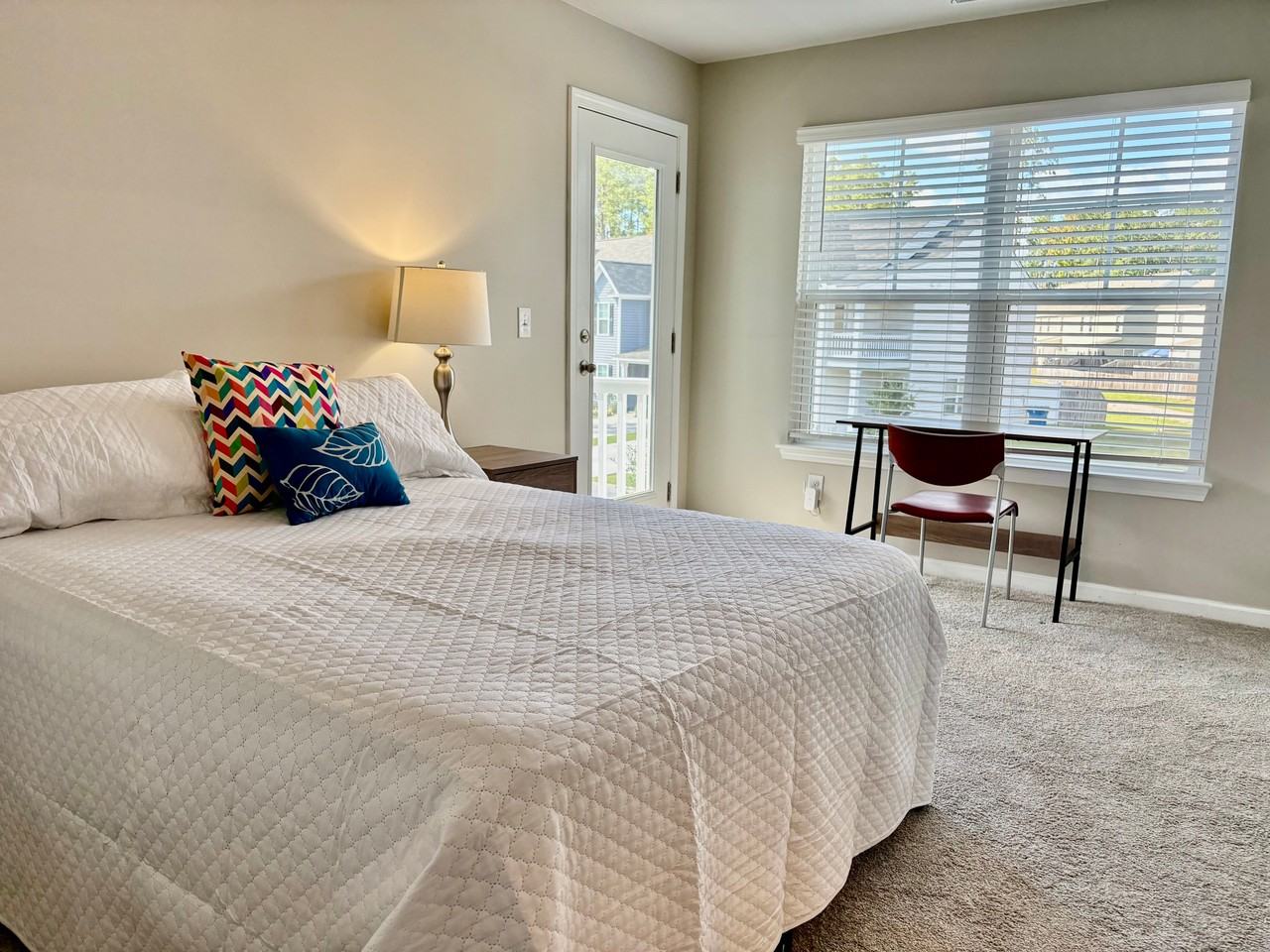 194 Spencer Cir #D - Photo 3 of 23