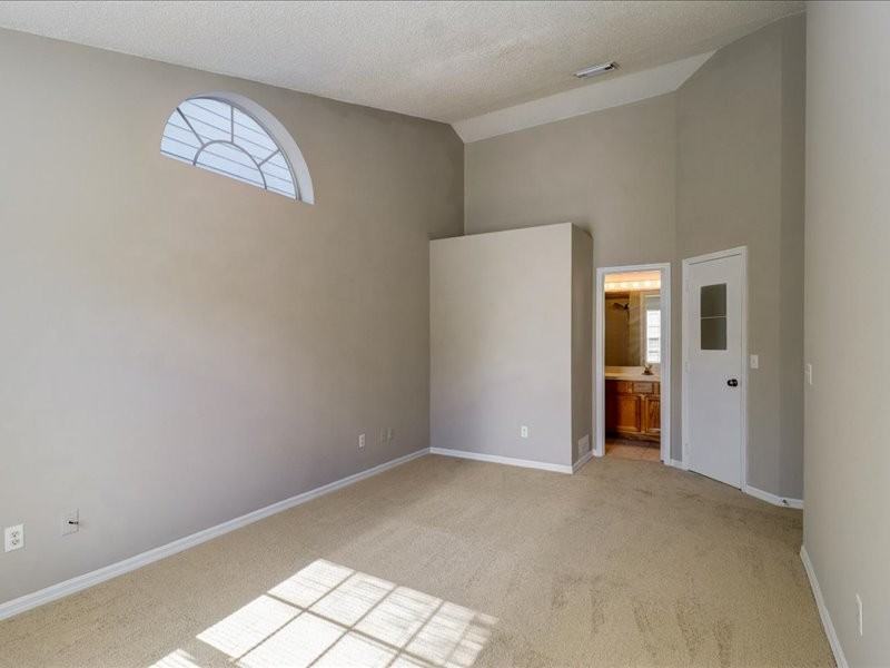 1651 Chatham Circle #1 - Photo 7 of 31