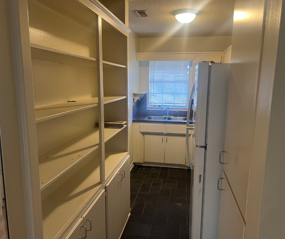 2820 O Street South #1 - Photo 3 of 10