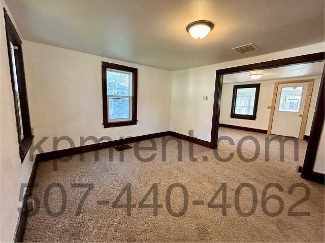 621 Oak St #1 - Photo 3 of 15