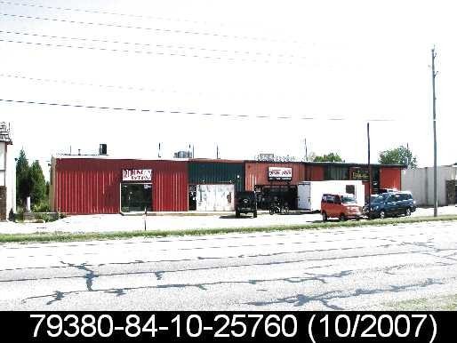 403 North Aspen Avenue #403 - Photo 2 of 3