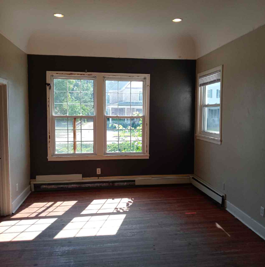 614 S Main St #1 - Photo 3 of 19