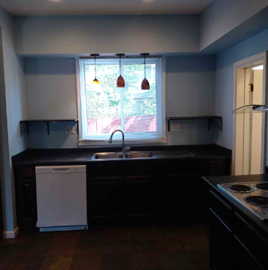 614 S Main St #1 - Photo 7 of 19