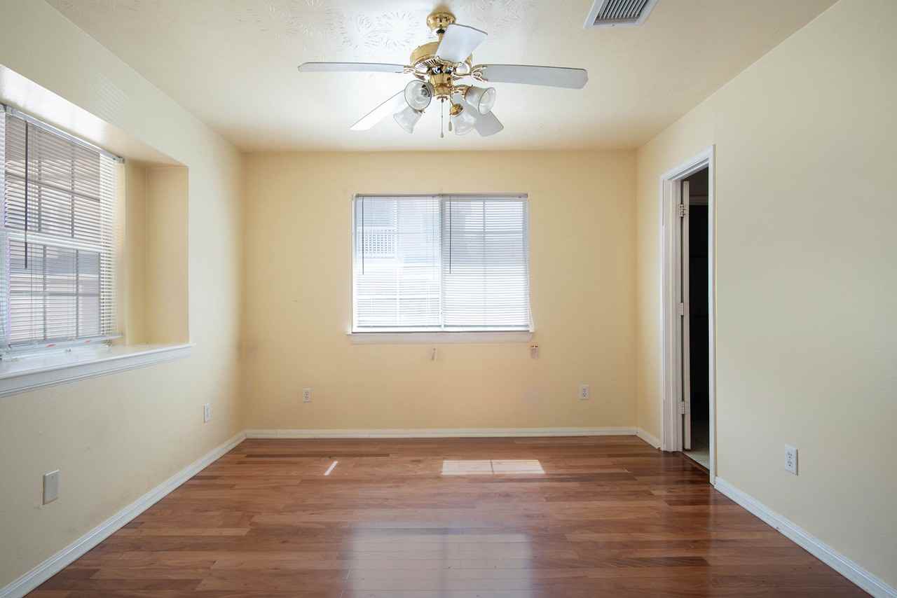 1257 Lovett St #1257 - Photo 7 of 30