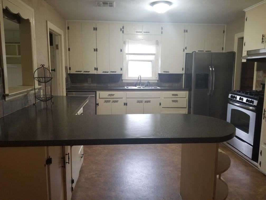 1008 South Stanley Street #1 - Photo 3 of 12