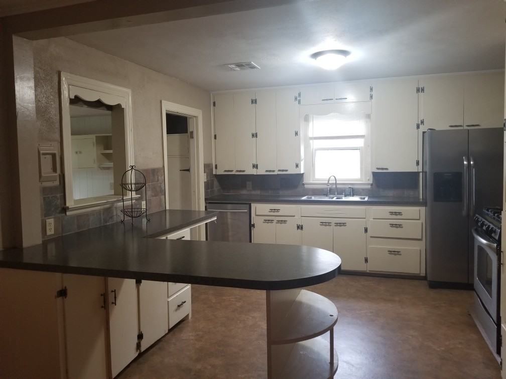 1008 South Stanley Street #1 - Photo 4 of 12