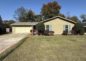 featured image of 160 Lewis Ln #1