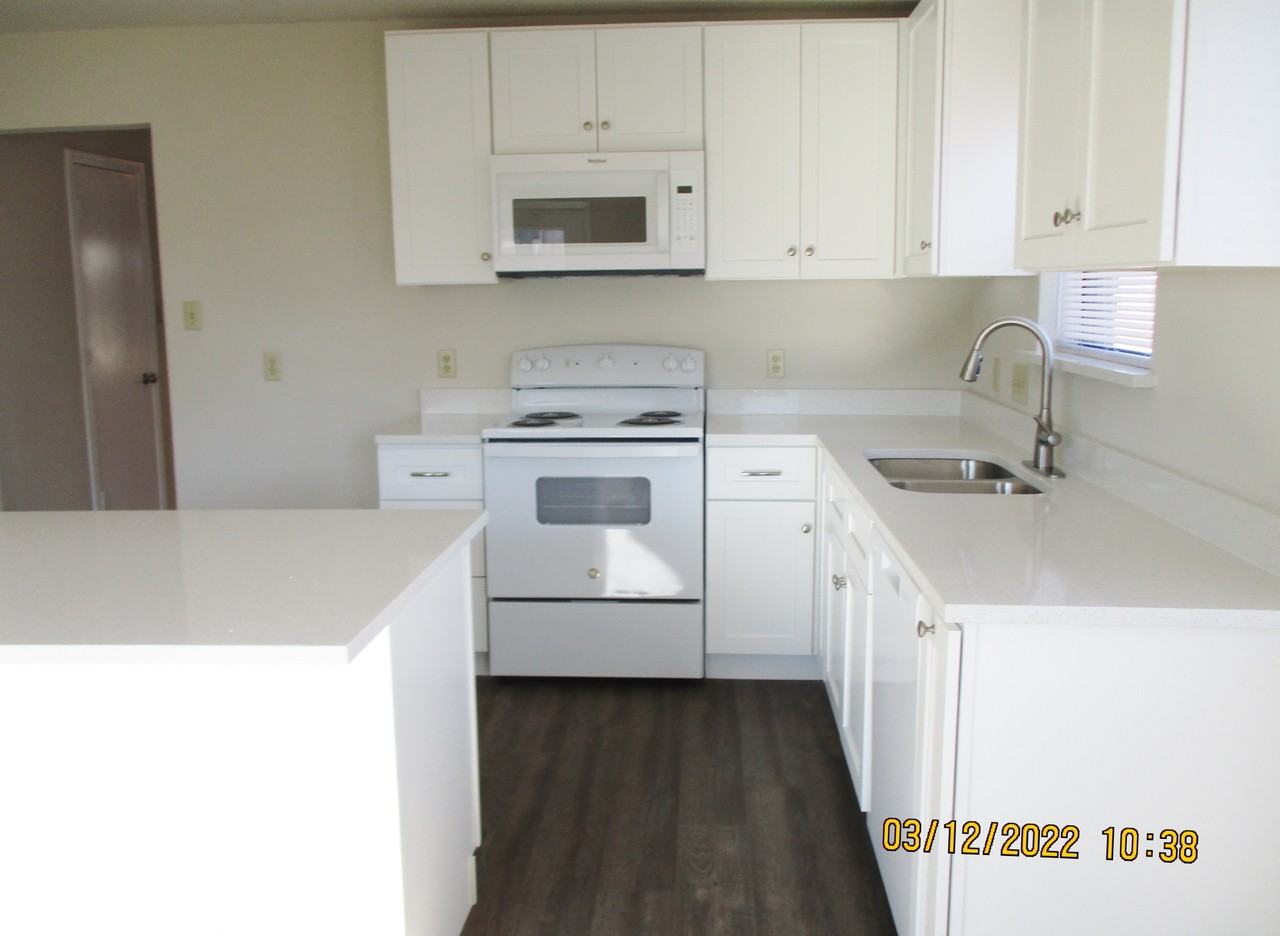 1000 University Drive #1000 - Photo 6 of 14