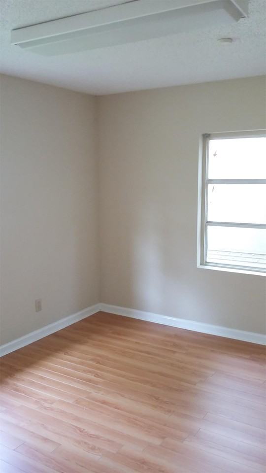 2815 Palmyra Road #B - Photo 7 of 13