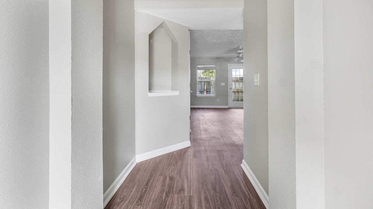 3130 George Buchanan Dr #1 - Photo 2 of 17