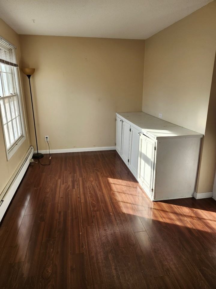 825 825 Old Settlers TrailApt. 5 #1 - Photo 4 of 10