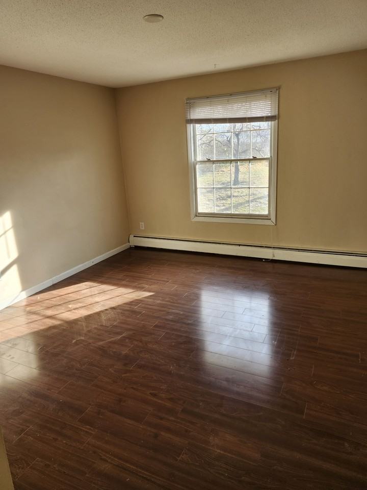 825 825 Old Settlers TrailApt. 5 #1 - Photo 7 of 10