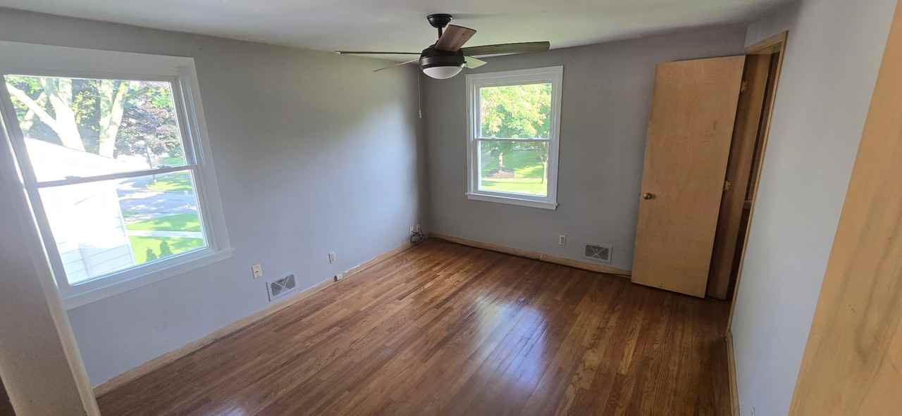 3982 Meadowbrook Boulevard #UP - Photo 7 of 9