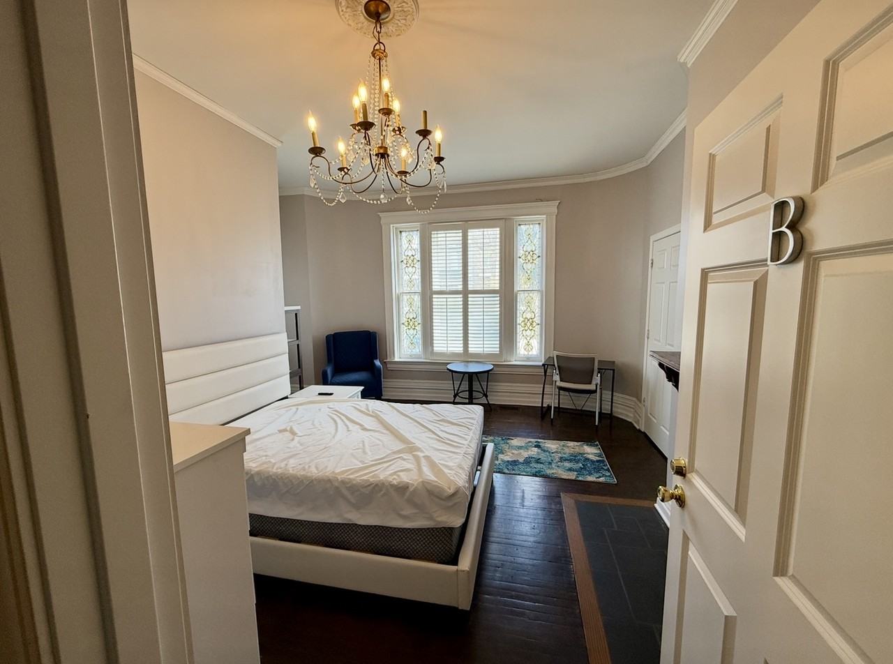 1439 6th Ave #1 - Photo 4 of 45