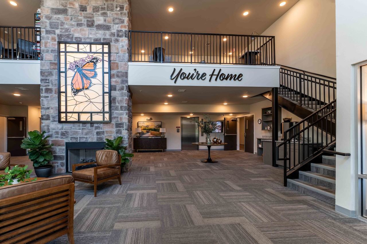 Monarch - Photo 6 of 50