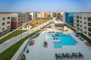 featured image of 2023 North Broadmoor Avenue